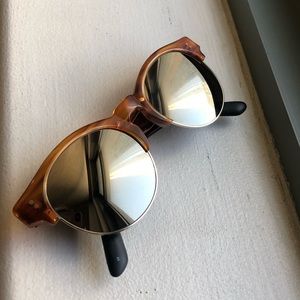 Tom’s Sunglasses